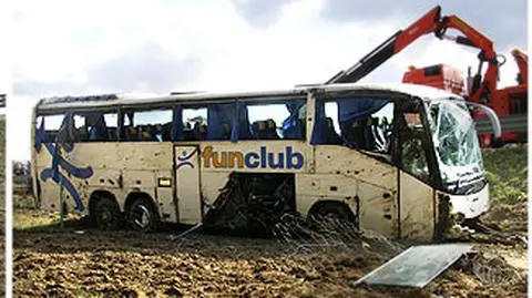 Tragiczny wypadek Polaków kierowca mógł zasnąć