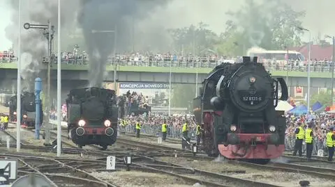 Główna atrakcja, czyli parada zabytkowych lokomotyw, odbywała się w sobotę