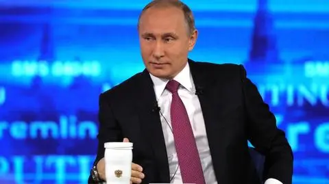 Prezydent Rosji Władimir Putin lubi się spotykać ze zwyklymi ludźmi i prowadzić z nimi "dialog"