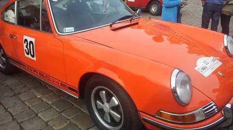 Zabytki na czterech kółkach na Rynku