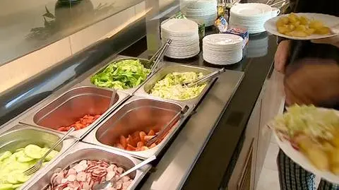Masowe zatrucie w szpitalach. "Któryś z produktów mógł być źle przechowywany"