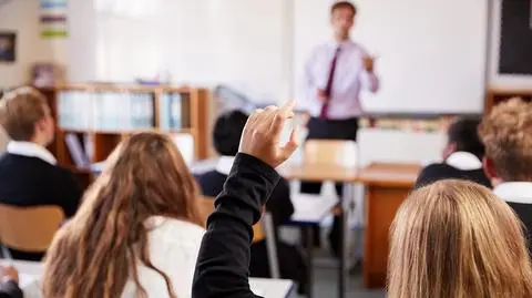 Reforma edukacji w pigułce (materiał magazynu "Polska i świat" z 5 września) 