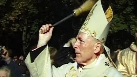 Abp Kamiński gani o. Mogielskiego