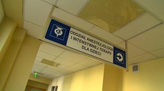 Dwulatek walczy o życie w szpitalu, a jego młodszy brat trafi do rodziny zastępczej