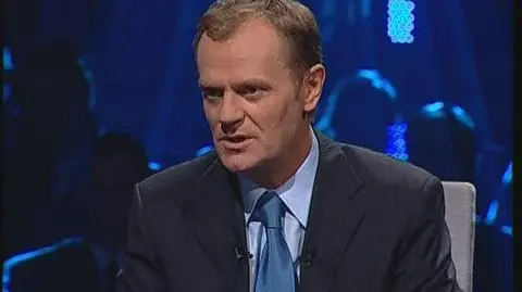 Tusk: nudny remis z lekkim wskazaniem na Kwaśniewskiego