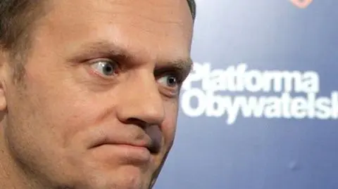 Tusk: ofermy z PiS odpowiedzialne za tragedie na drogach
