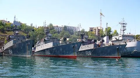 "Nie było żadnych rozkazów i nie będzie". Rosja nie wzmocni sił u wybrzeży Syrii