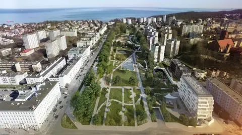 Park i parking na 300 aut 