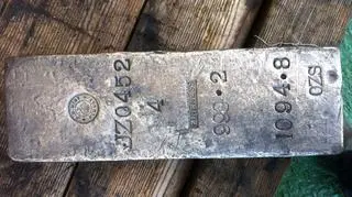 Srebrne sztabki zostały wytopione w Indiach i miały trafić do Wielkiej Brytanii