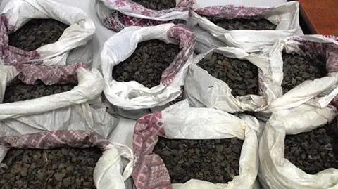 10 worków z bursztynem w samochodzie Ukraińca