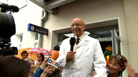 Profesor Chazan nie poda się do dymisji