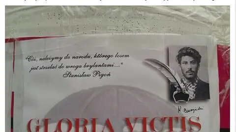 Pomylili zdjęcia na plakacie 