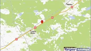 Osobówka dachowała nad ranem na dk. 22