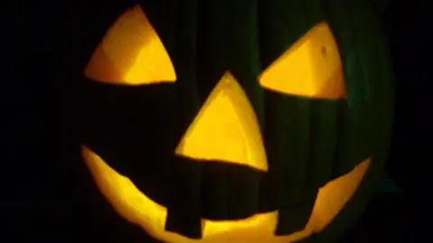 Halloween, to "adorowanie szatana"