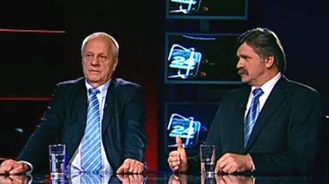 Niesiołowski chce robić pompki