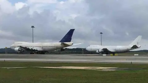 Trzy B747 porzucone na lotnisku w Kuala Lumpur. Znalazł się właściciel
