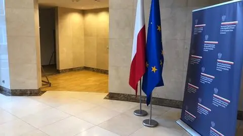Tusk zaproponował wystawienie tablicy ze swoim nazwiskiem na cele charytatywne