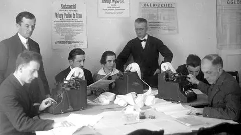 Zdjęcia pochodzą z Narodowego Archiwum Cyfrowego