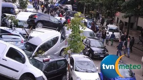 Włochy po ulewach. Zawalone domy, 8 zabitych