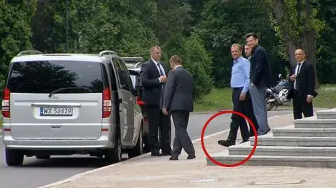 Z nogą premiera "nie jest dobrze". Schetyna: była piłka, mnie nie było