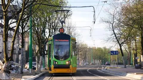 Tramwaje wróciły na Rondo Jeziorańskiego