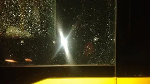 Strzelił z wiatrówki do autobusu. Kierowca dojrzał go na balkonie
