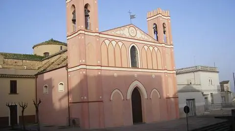 Sycylia. San Michele di Ganzaria. Zmienili trasę procesji