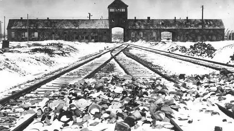 Muzeum Holokaustu odda barak 
z Auschwitz-Birkenau