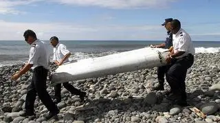 Przełom w rozwiązaniu zagadki lotu MH370. Znalezione skrzydło pochodzi z malezyjskiego boeinga
