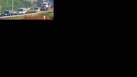 Żółwim tempem po A4. "Korkom winni kierowcy"