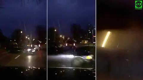 Wpadł w poślizg i uderzył w inne auto