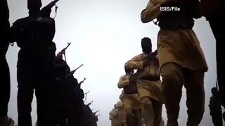 Państwo Islamskie dopuszcza się nieludzkich zbrodni. Tego lata zdobyło duży obszar w Syrii