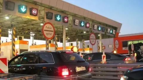 Kolizja 5 aut zablokowała A4