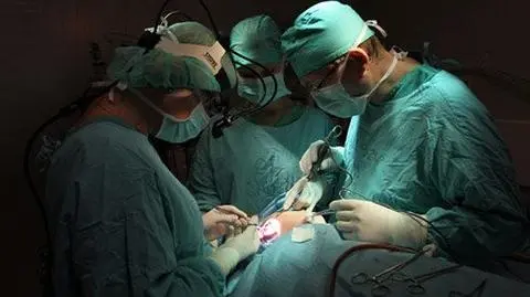 11 godzin operacji szczęki. Z komplikacjami