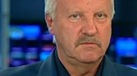 "GROM gotowy, dyplomaci ściemniają"