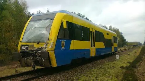 Szynobus zderzył się z ciężarówką 
na niestrzeżonym przejeździe 