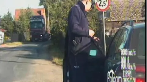 Gdy zobaczył policjantów, chciał ukryć się na pobliskiej posesji