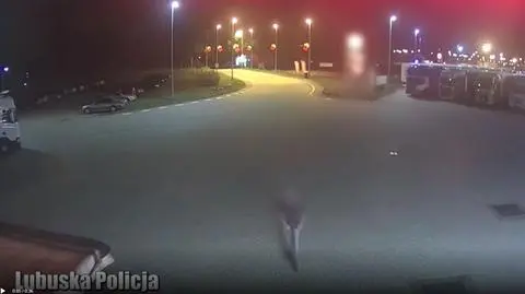 Sulęcin. Autostradą na hulajnodze. W nocy, pod prąd, bo zabrakło mu paliwa