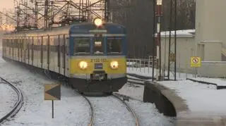 Pasażerowie od dawna narzekają na stan pociągów SKM