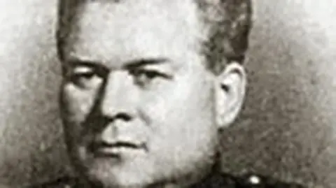Mordował Polaków, dostał pomnik