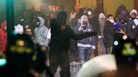 "Nielegalna" aplikacja Facebooka rozpoznaje chuliganów