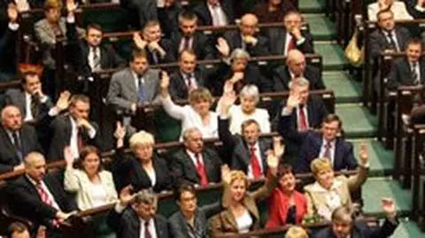 Szalona noc po samorozwiązaniu Sejmu