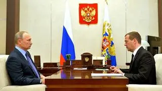 Rosjanie w sondażu oszczędzają tylko Władimira Putina