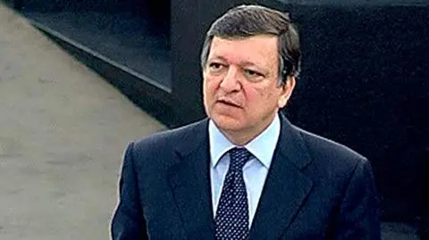 Jose Manual Barosso, jako ostatni składał gratulację Jerzemu Buzkowi