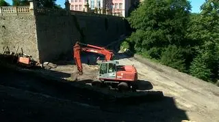 Pracują nad wyjaśnieniem, co kryje tajmniczy tunel