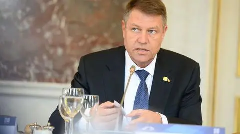 Rumunia. Skonfliktowany z rządem prezydent z grzywną za dyskryminację