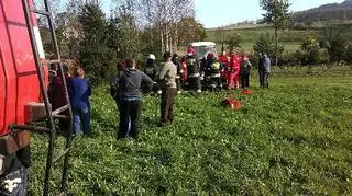 Rolnik został przygnieciony podczas prac na polu, reanimacja trwała kilkadziesiąt minut