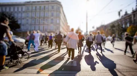 Na nagraniu sondaż partyjny dla "Faktów" TVN i TVN24 (mat. z 12.07.2017)