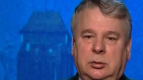 "Prezydent ciągle pracuje nad aneksem"