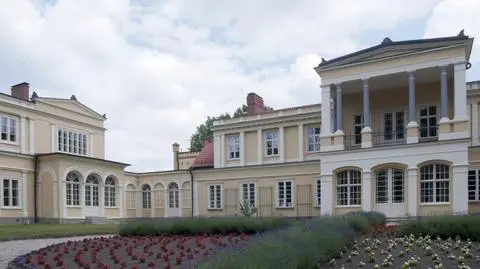 Pałac Sierakowskich w Waplewie jak nowy